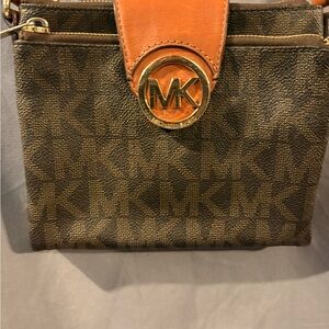 Michael Kors Brown Tan Logo Zipper Accent Adjustable Crossbody Strap Women’s